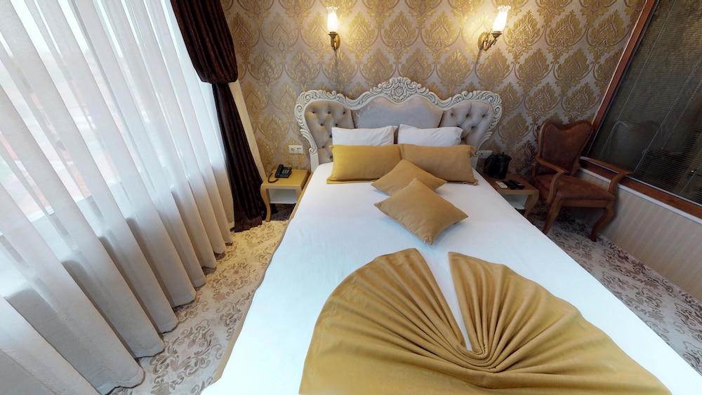 Patron Boutique Hotel 22