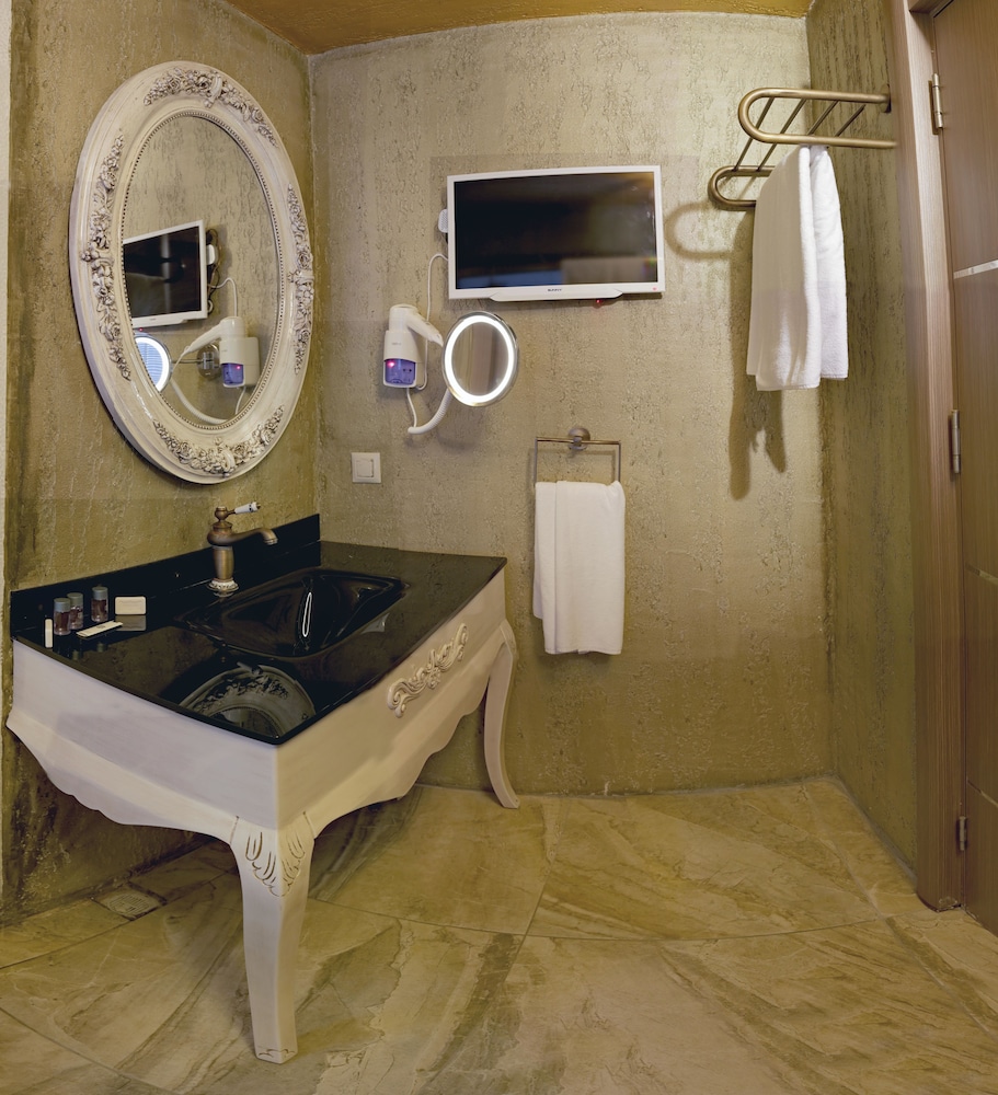 Patron Boutique Hotel 23