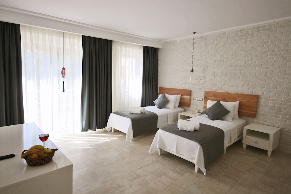 Arnna Hotel 6
