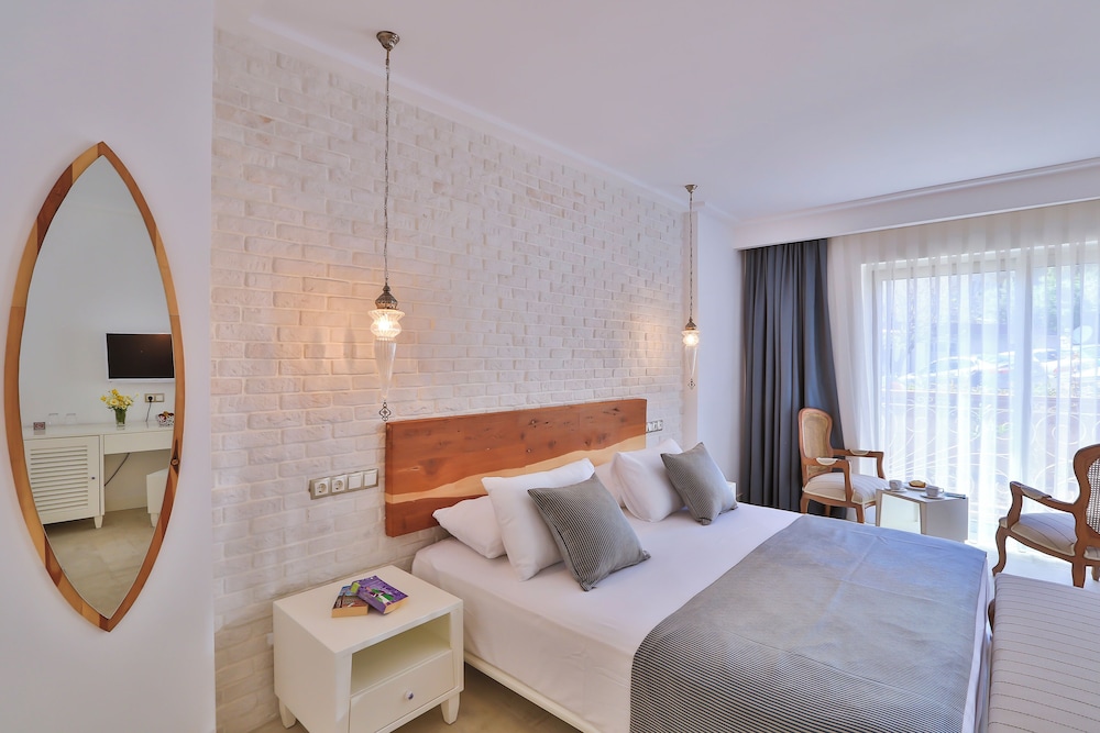 Arnna Hotel 24