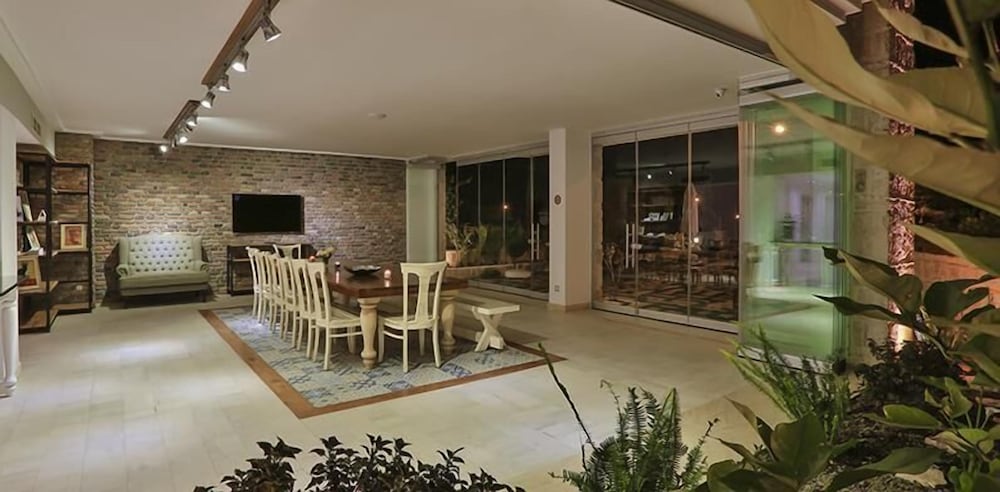 Arnna Hotel 5