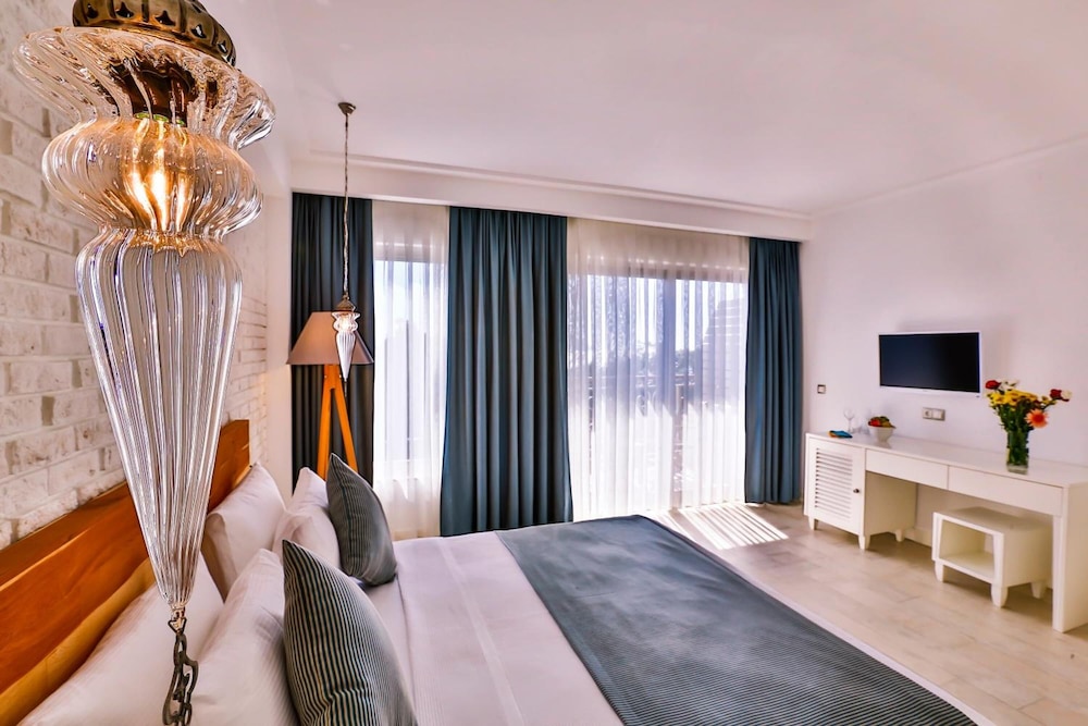 Arnna Hotel 13