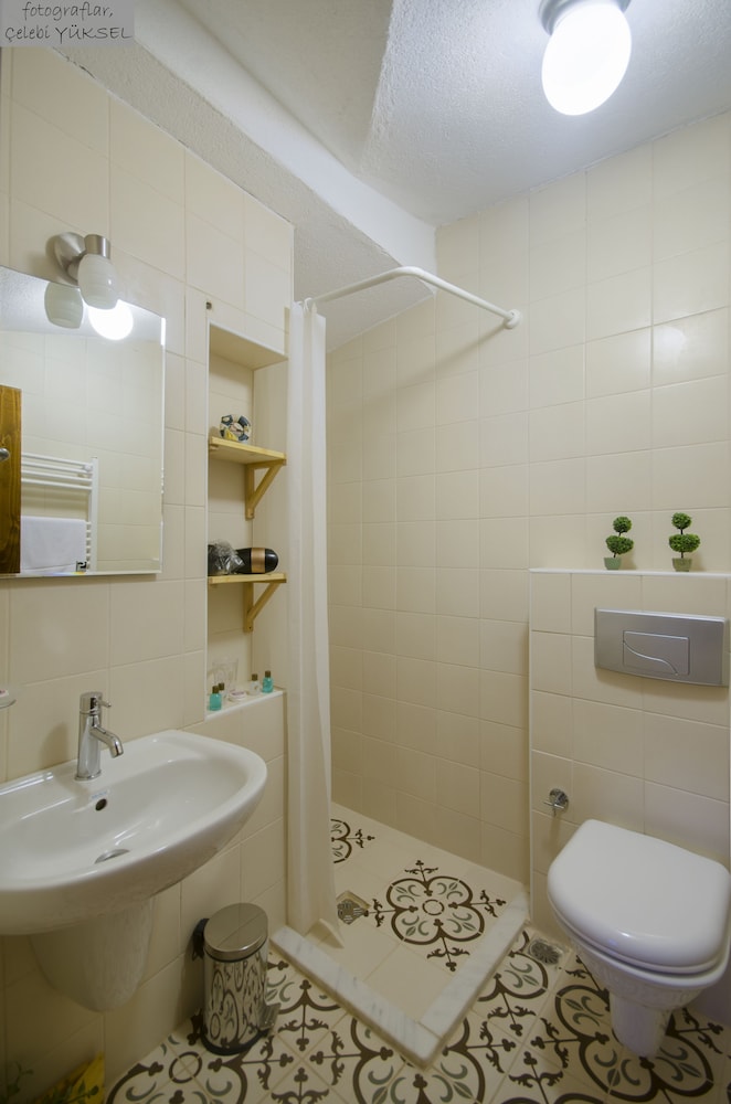Agva Piazza Hotel 4