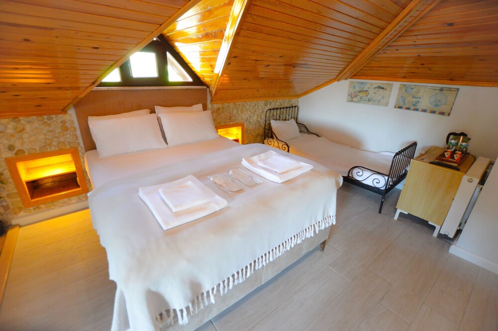 Agva Piazza Hotel 16
