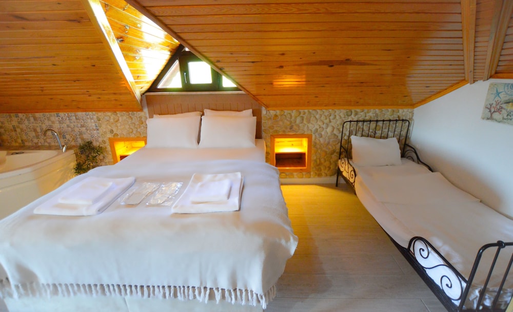 Agva Piazza Hotel 14