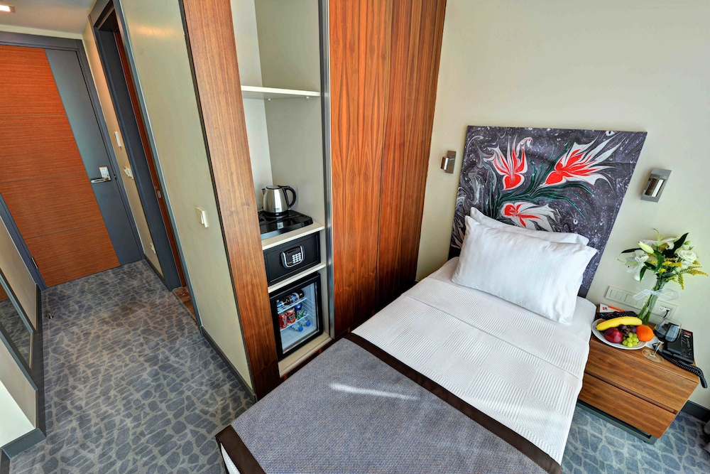 All Inn Hotel 7