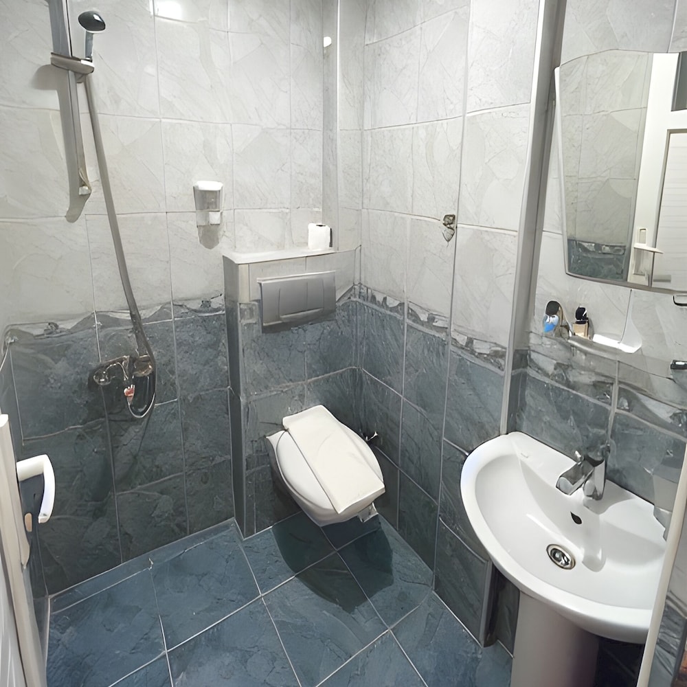 Beachway Hotel 24