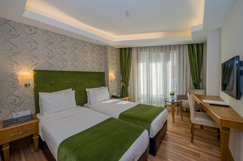 Bizim Hotel 17