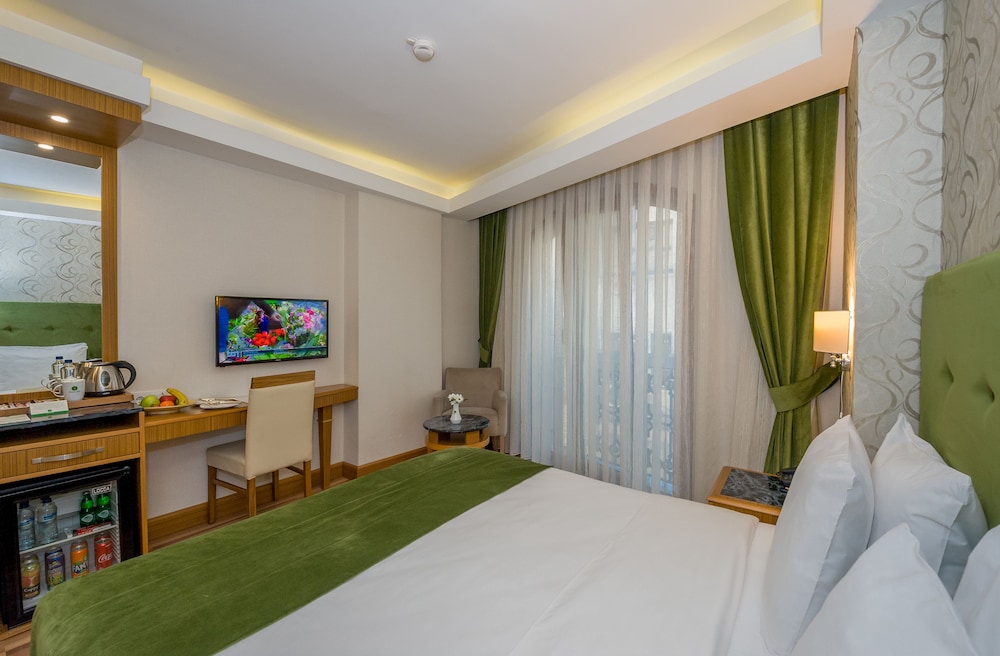 Bizim Hotel 24