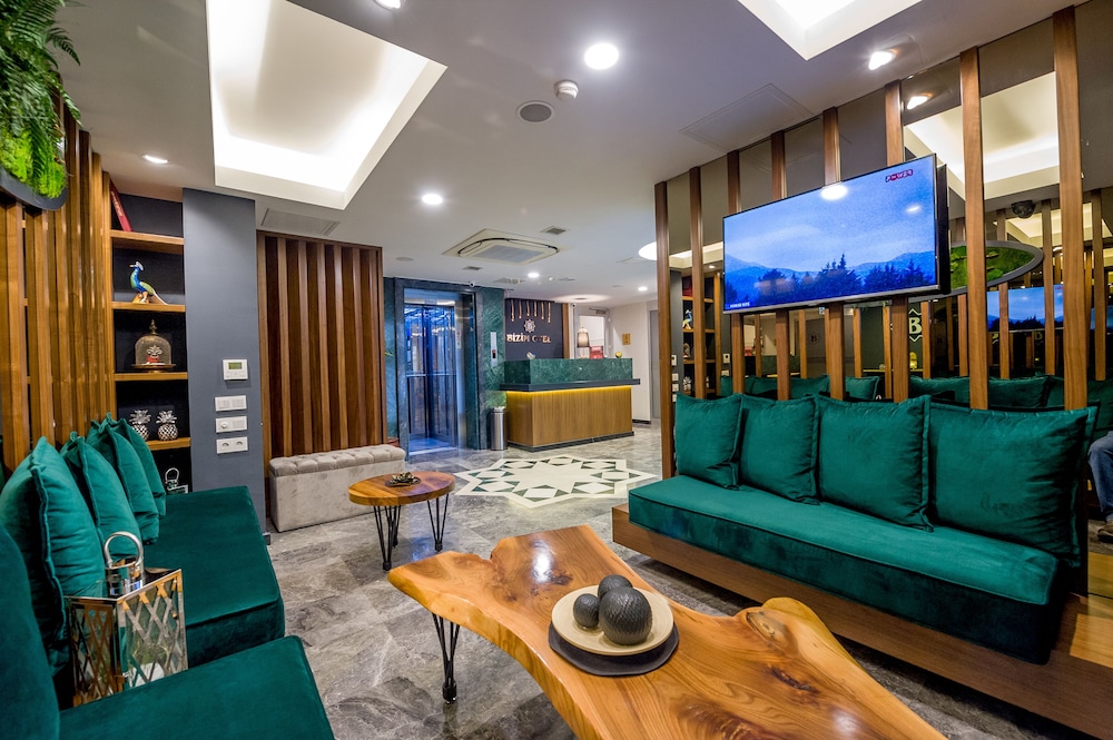 Bizim Hotel 6