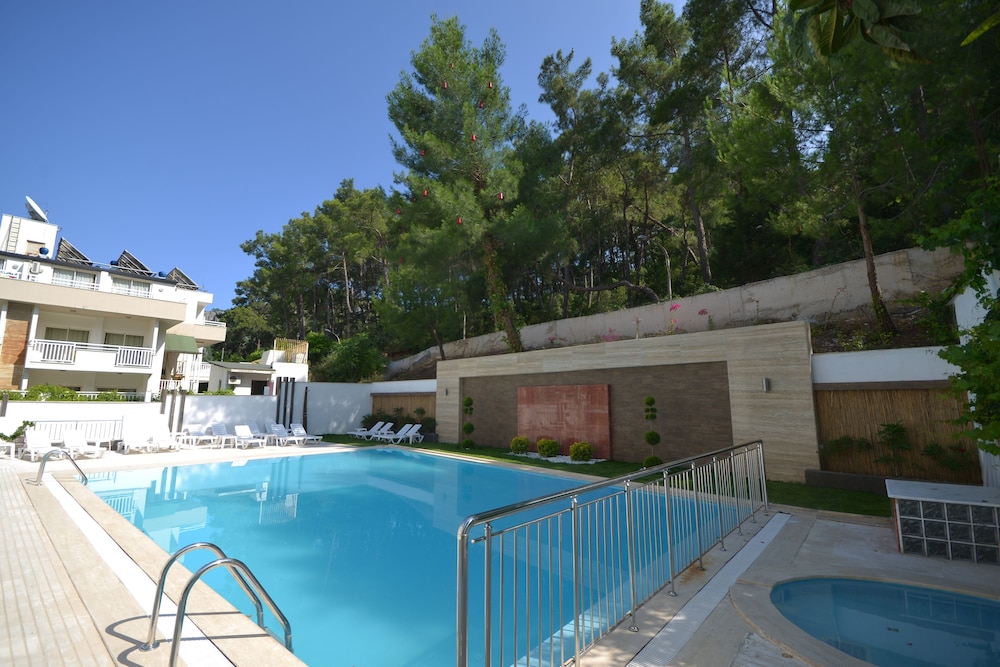 Doc's Boutique Hotel 23
