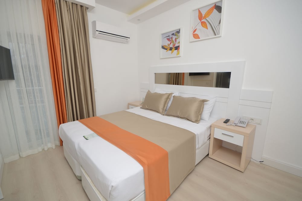 Doc's Boutique Hotel 3