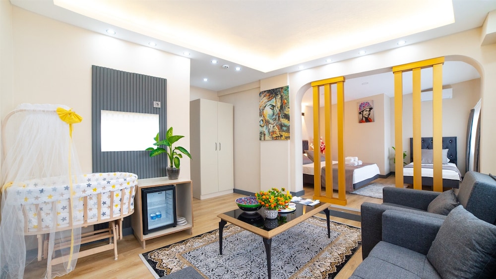 Blue Marina Hotel 11