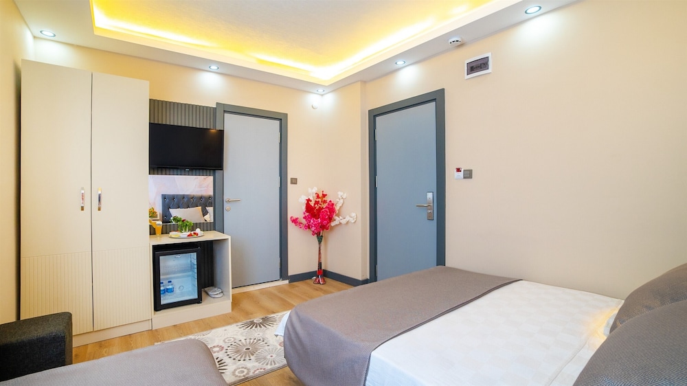 Blue Marina Hotel 18