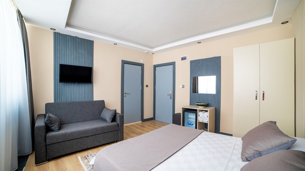 Blue Marina Hotel 17