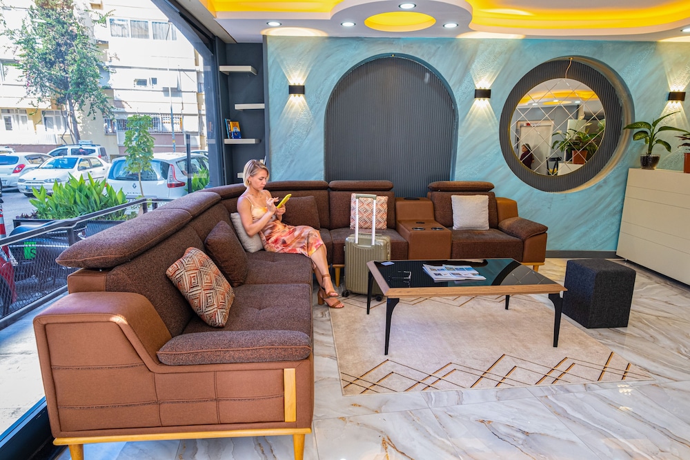 Blue Marina Hotel 4
