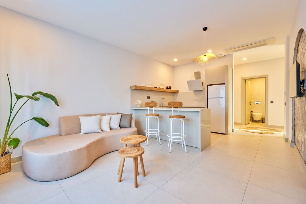 Lilium Boutique Hotel 24