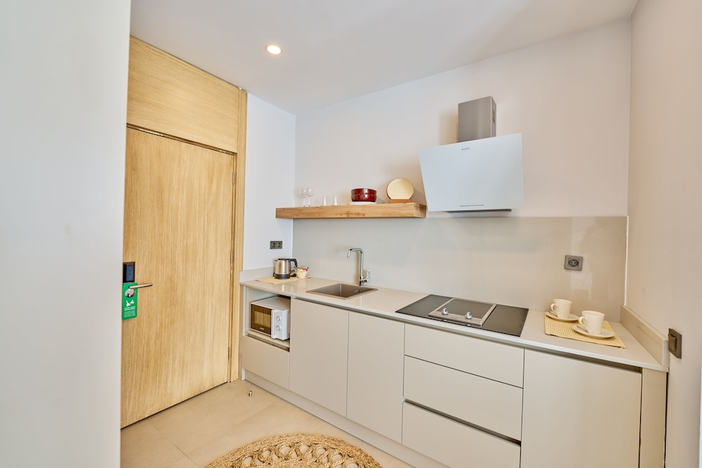 Lilium Boutique Hotel 18