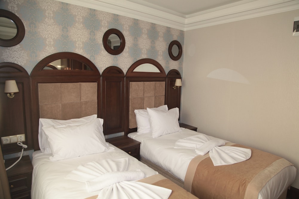 Hotel Golden Pen 10