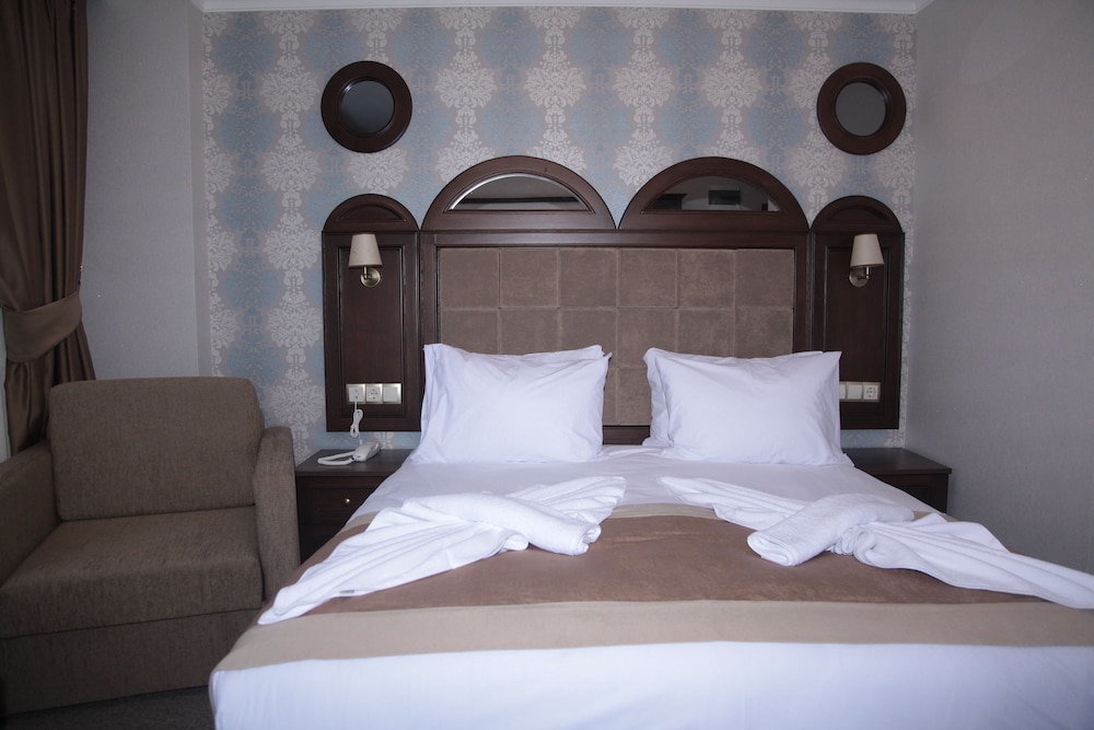 Hotel Golden Pen 9