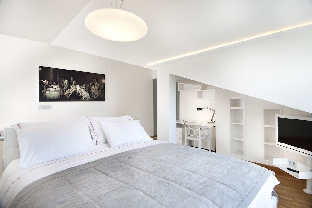 Nuru Ziya Suites 11