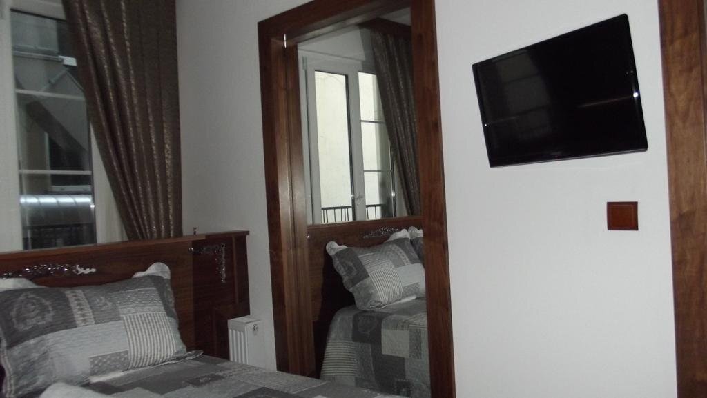 Tyra Asmalimescit Hotel 6