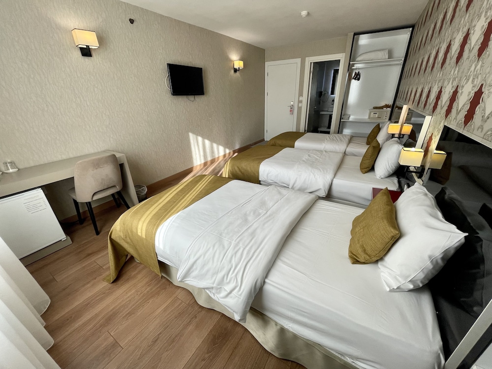 Era Palace Hotel A-Blok 10