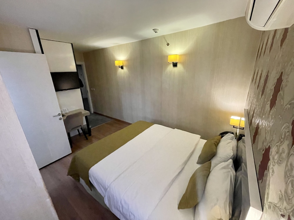 Era Palace Hotel A-Blok 7