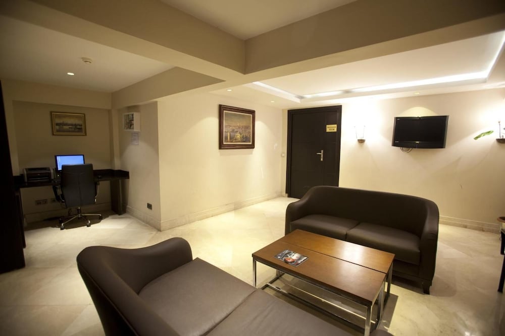 Grand Laleli Hotel 17
