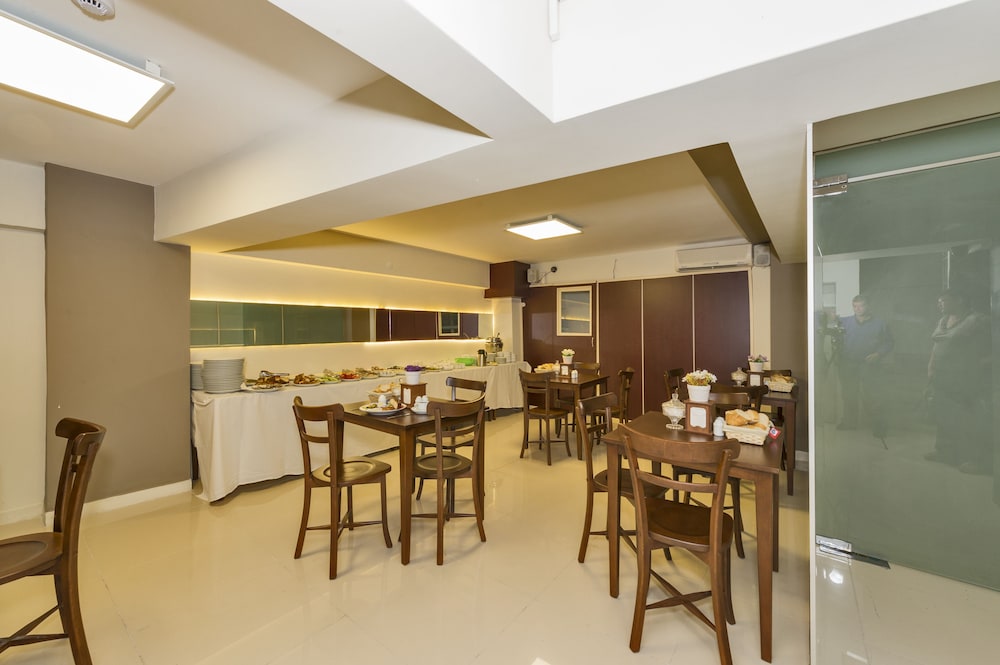Metrolux Hotel 24