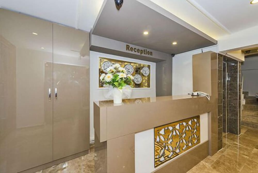 Metrolux Hotel 2