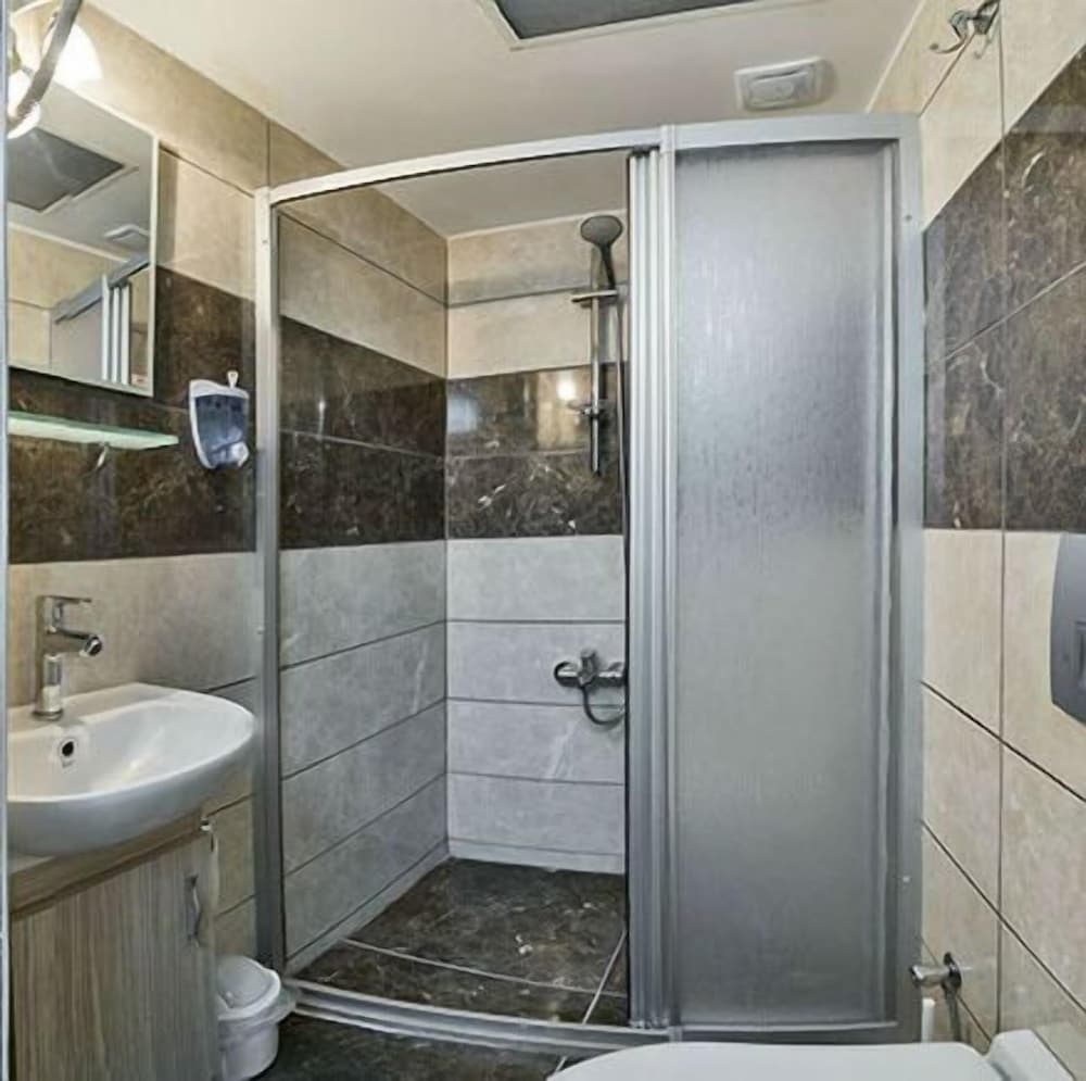 Metrolux Hotel 23