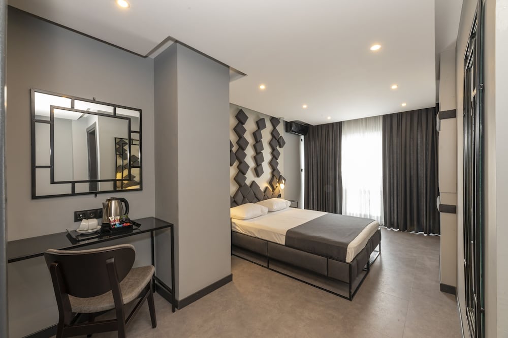 White Palace Hotel 20