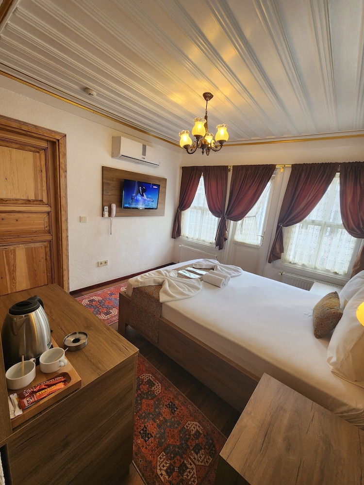 Kadiköy White House 7