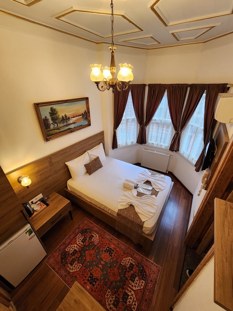 Kadiköy White House 18