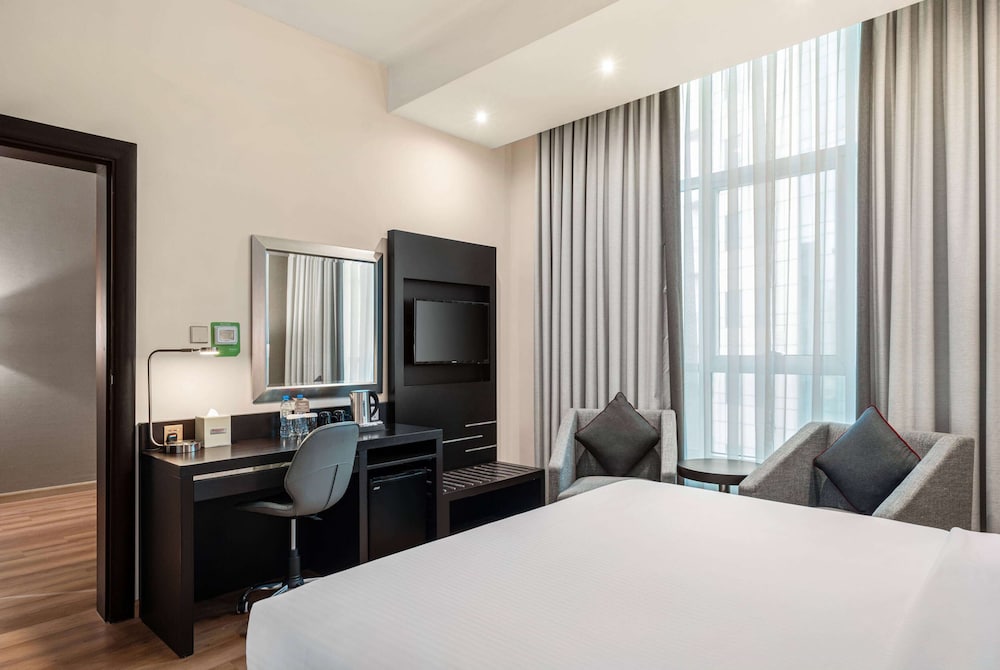 Ramada by Wyndham Dubai Barsha Heights 16