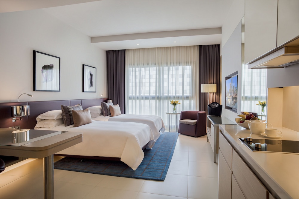 Capital Centre Arjaan by Rotana 8
