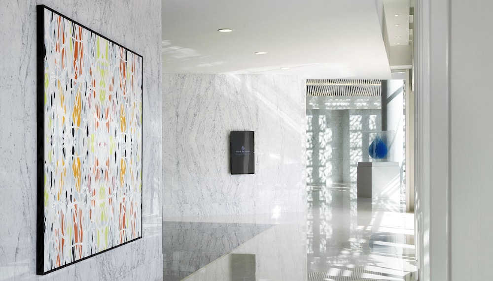 Four Seasons Hotel Abu Dhabi at Al Maryah Island 2