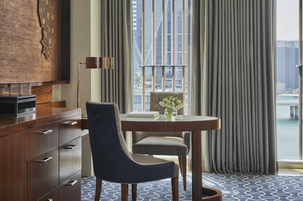 Four Seasons Hotel Abu Dhabi at Al Maryah Island 17