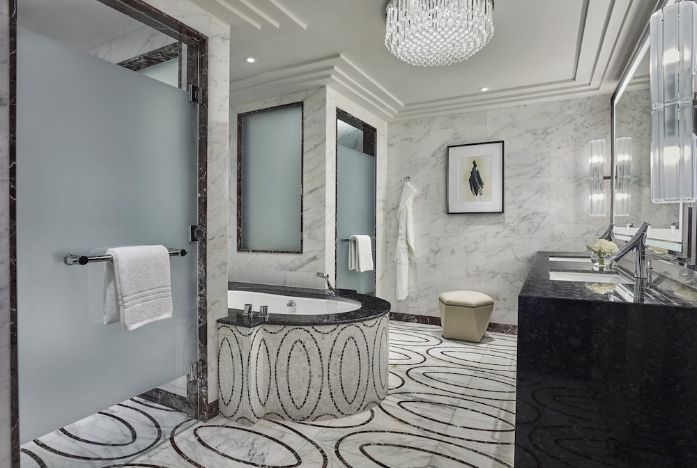 Four Seasons Hotel Abu Dhabi at Al Maryah Island 14