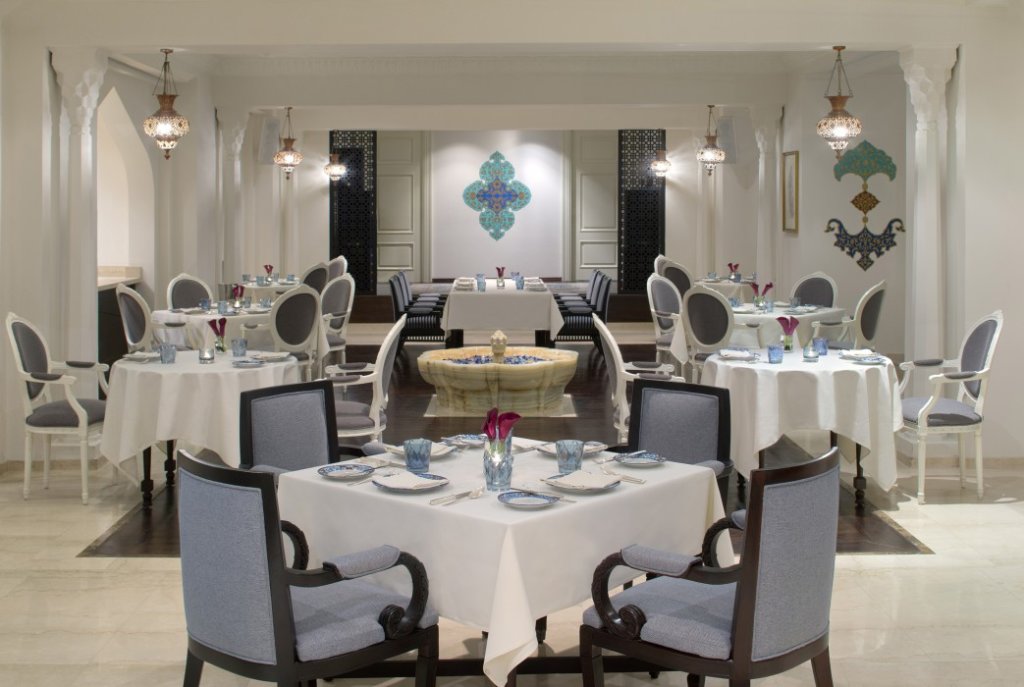 Hyatt Regency Dubai & The Galleria Residence 10