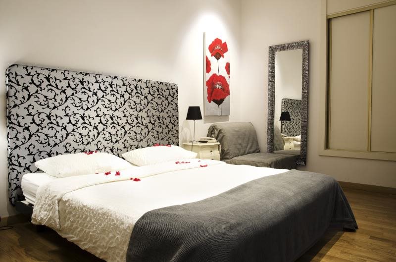 Dolce Vita Suites Hotel 4