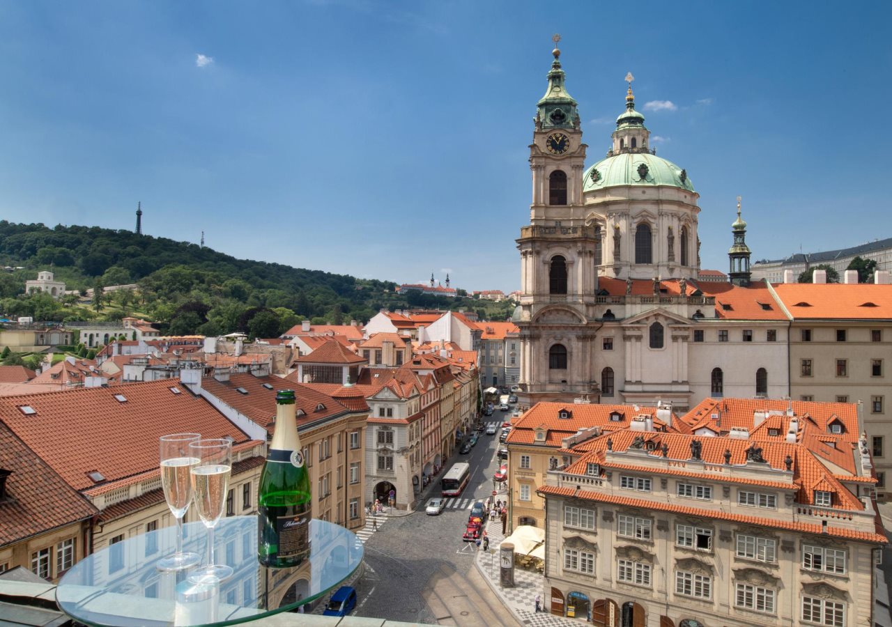 Residence Malostranska 11
