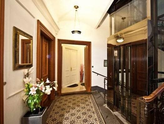 Residence Malostranska 15