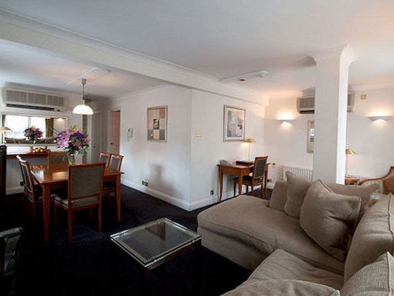 15 Basil Street 1