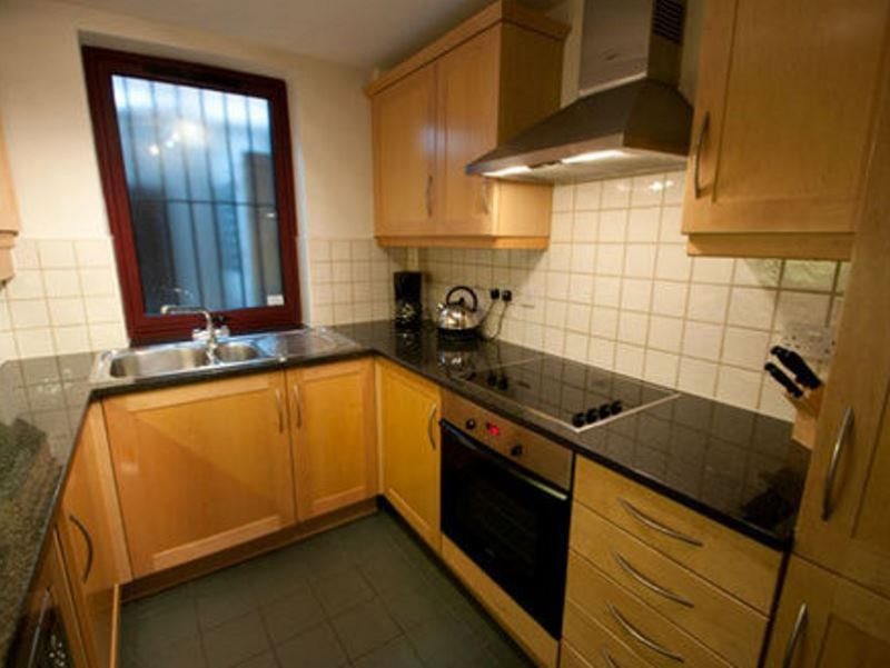 15 Basil Street 19