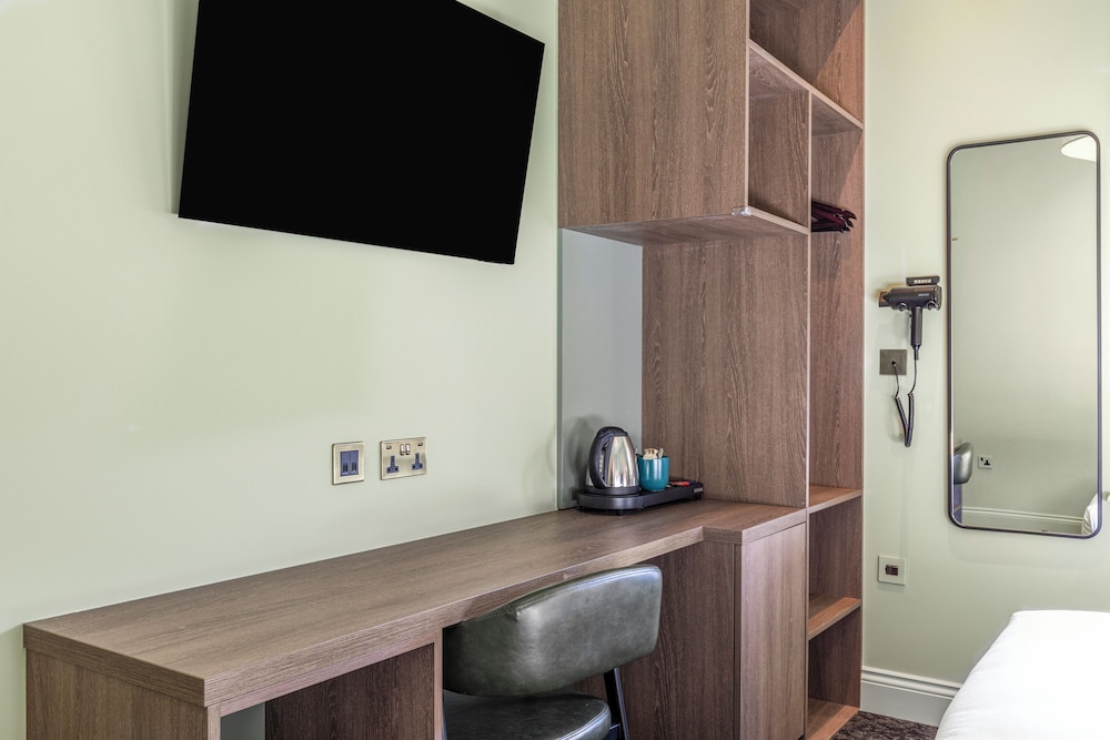Clapham Guest House 12