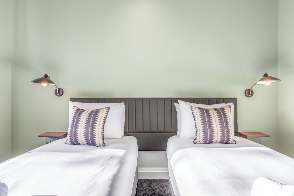 Clapham Guest House 11