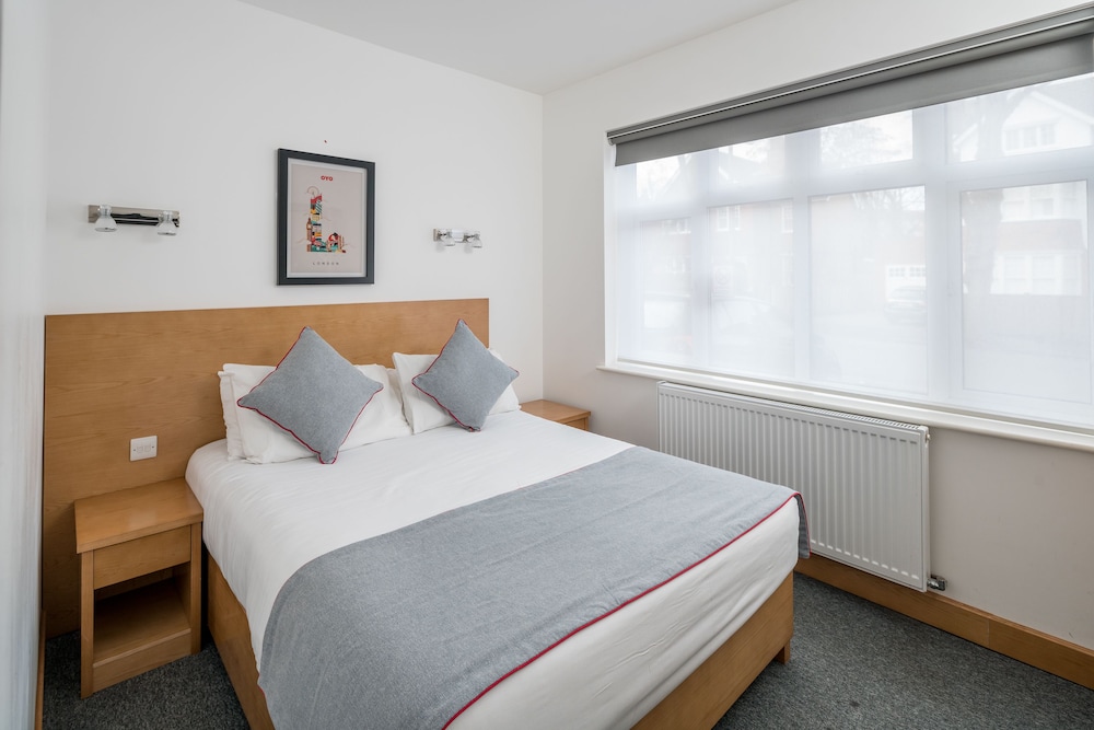Flexistay Sutton Aparthotel 1