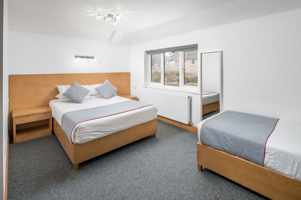 Flexistay Sutton Aparthotel 11